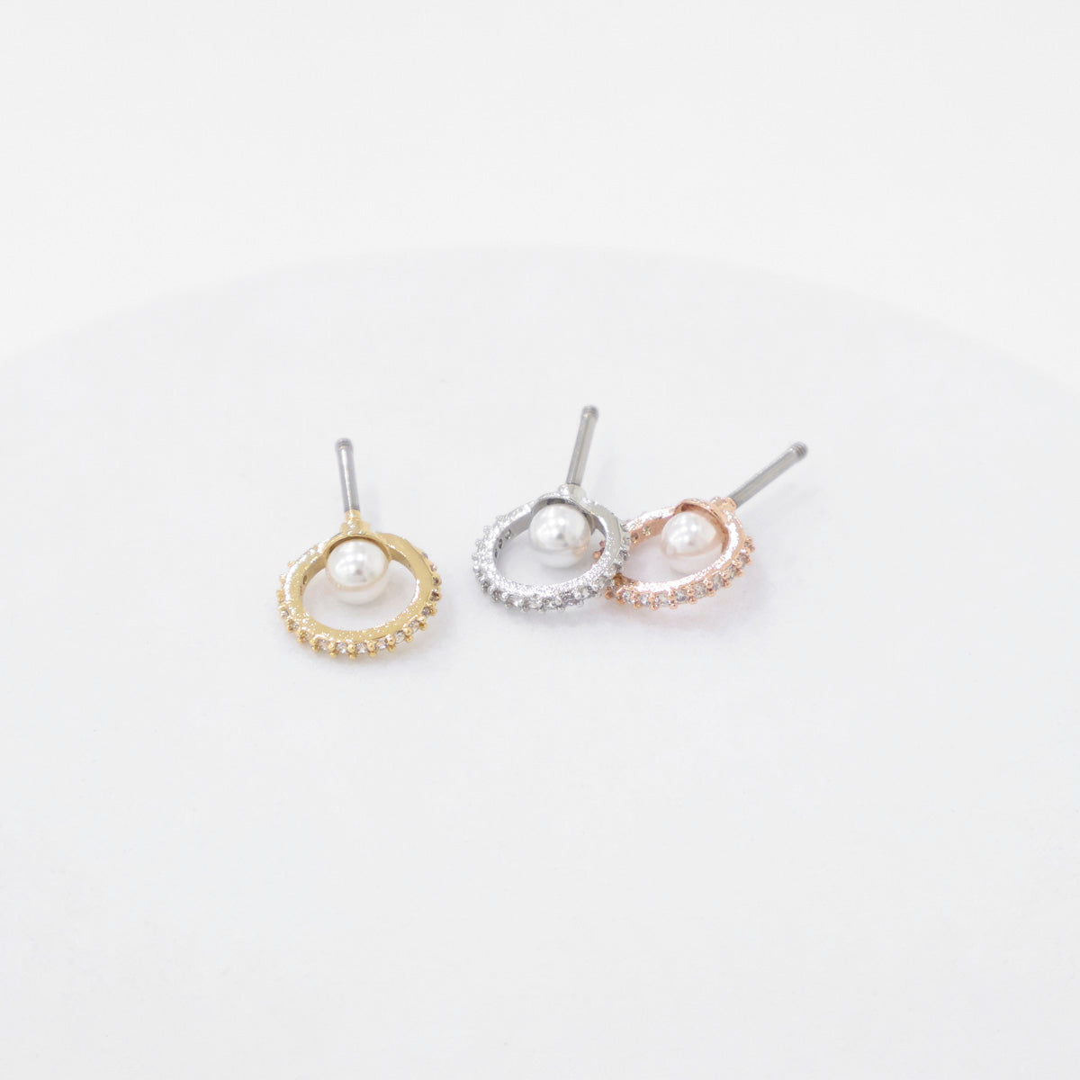 Rhinestone and pearl Tragus Labret Cartilage Ring Piercing cubic circle Pushpin Forward Helix Earring Helix Piercing screw back ball ,Cartilage piercing ,Tragus Earrings