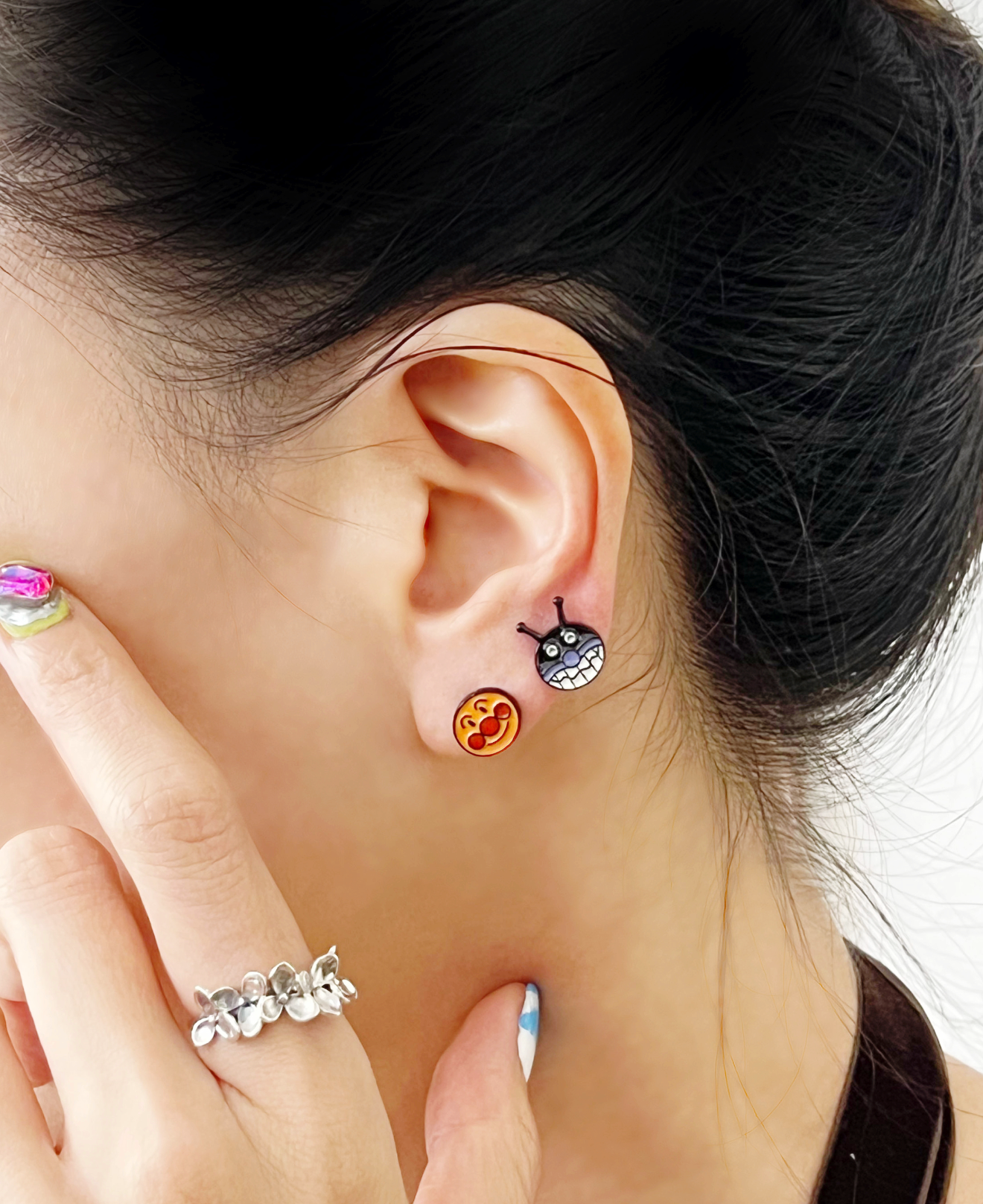 Cute Anpanman and Baikinman unbalance earrings, Kawaii  earrings