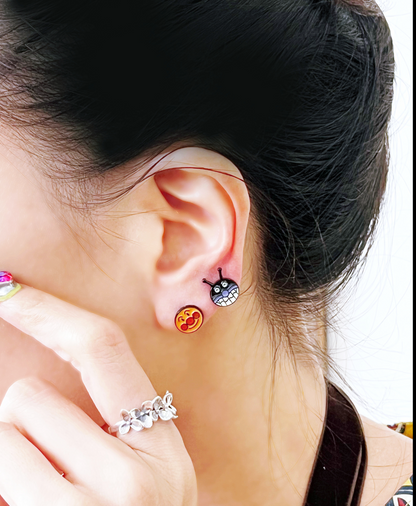 Cute Anpanman and Baikinman unbalance earrings, Kawaii  earrings