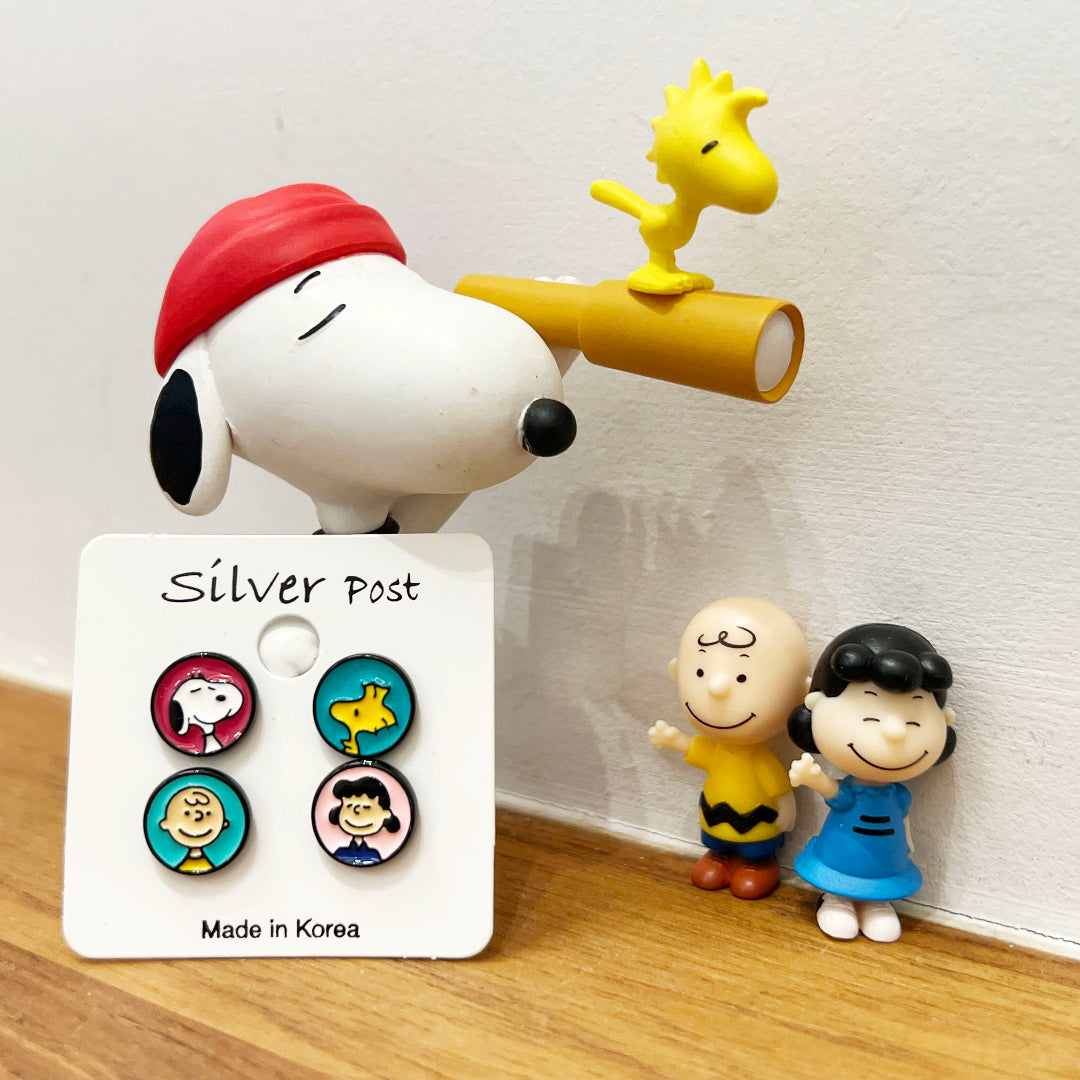 Cute Set of 4 the Peanuts Friends disc stud earrings,Snoopy, Charlie Brown earrings