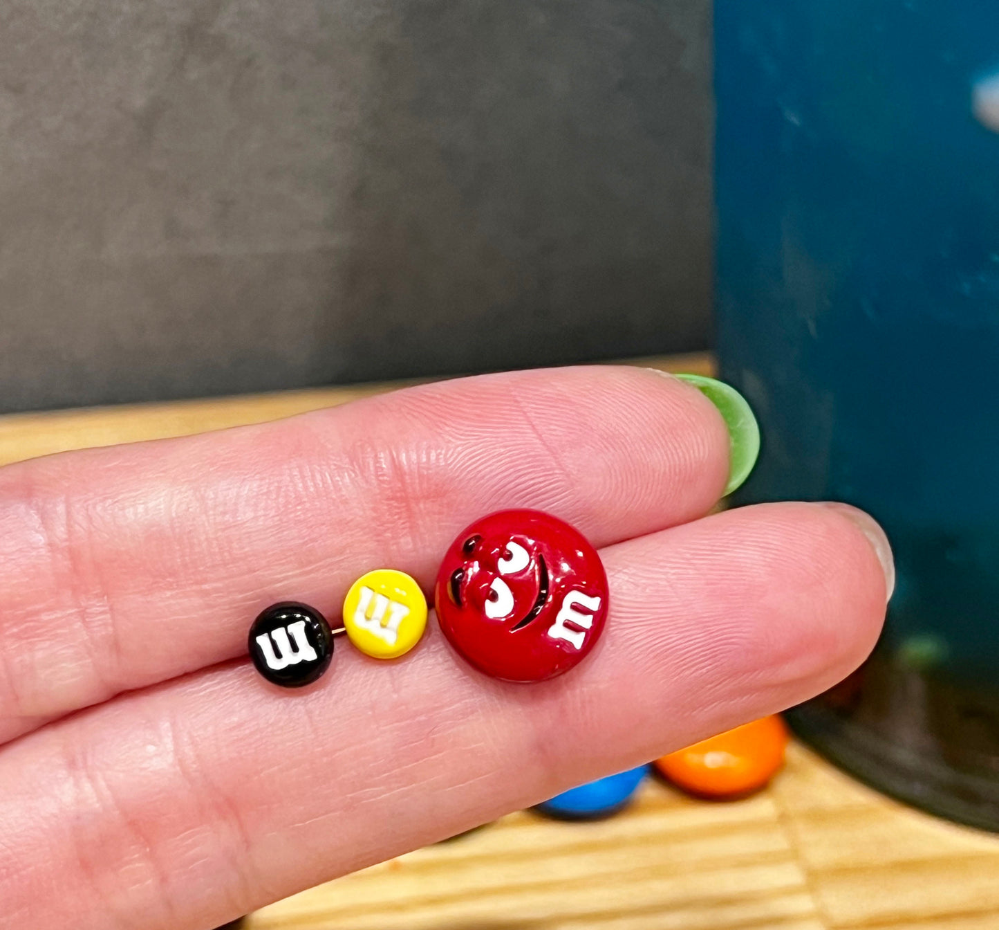 M&amp;M 스터드 귀걸이 3개 세트, 캔디 귀걸이, M&amp;M 귀걸이, M&amp;M 초콜릿 귀걸이