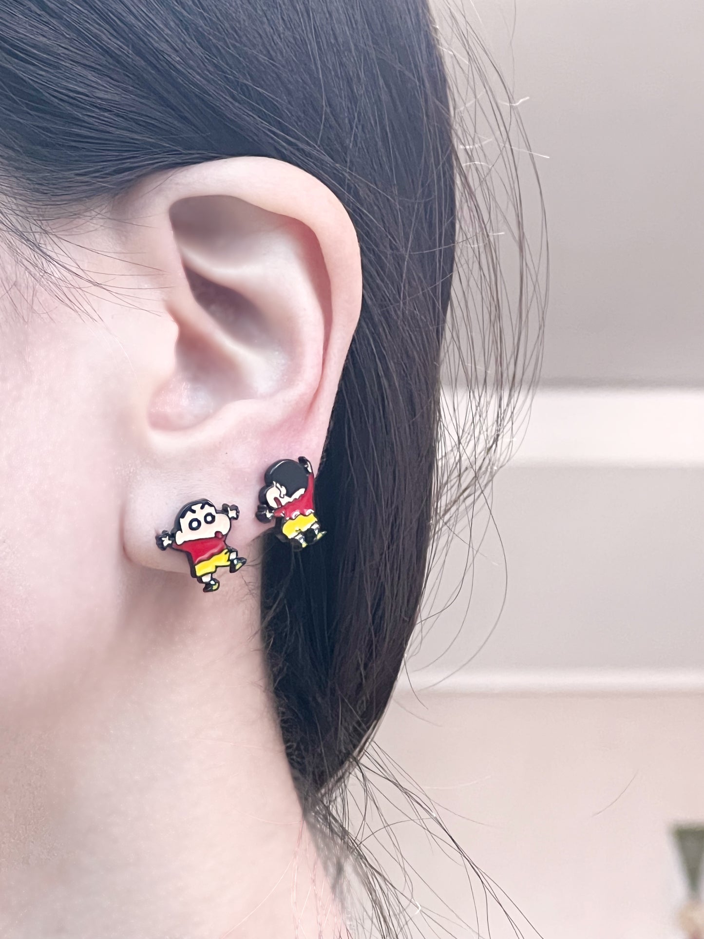 Cute Cartoon characters earrings, kureyon shin chan Stud earrings japan anime character earrings