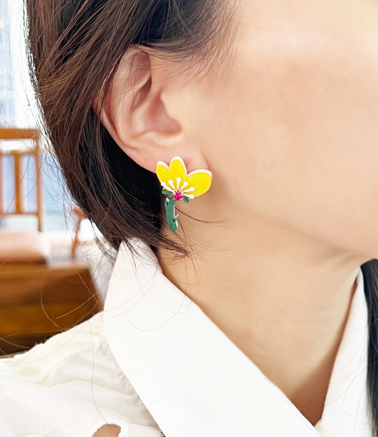 Vivid Colorful acrylic Flower earrings, Botanical Earrings, Flower statement earrings, color theory jewelry, street fashion earrings