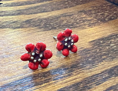 Tiny colored flower earrings, Botanical Earrings, Flower Jewelry ,color theory