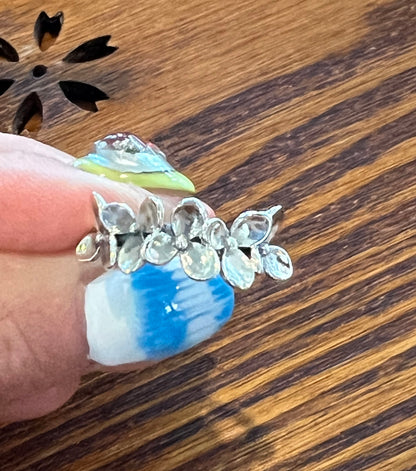925 sterling silver Bunch of daisy flowers Ring, Flowers bouquet Ring, delicate petals flower three-dimensional ring
