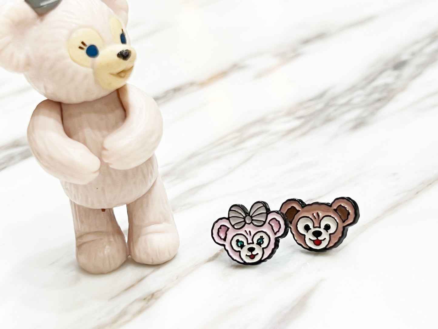 Disney-licensed Duffy the Disney Bear stud earrings, cute earrings