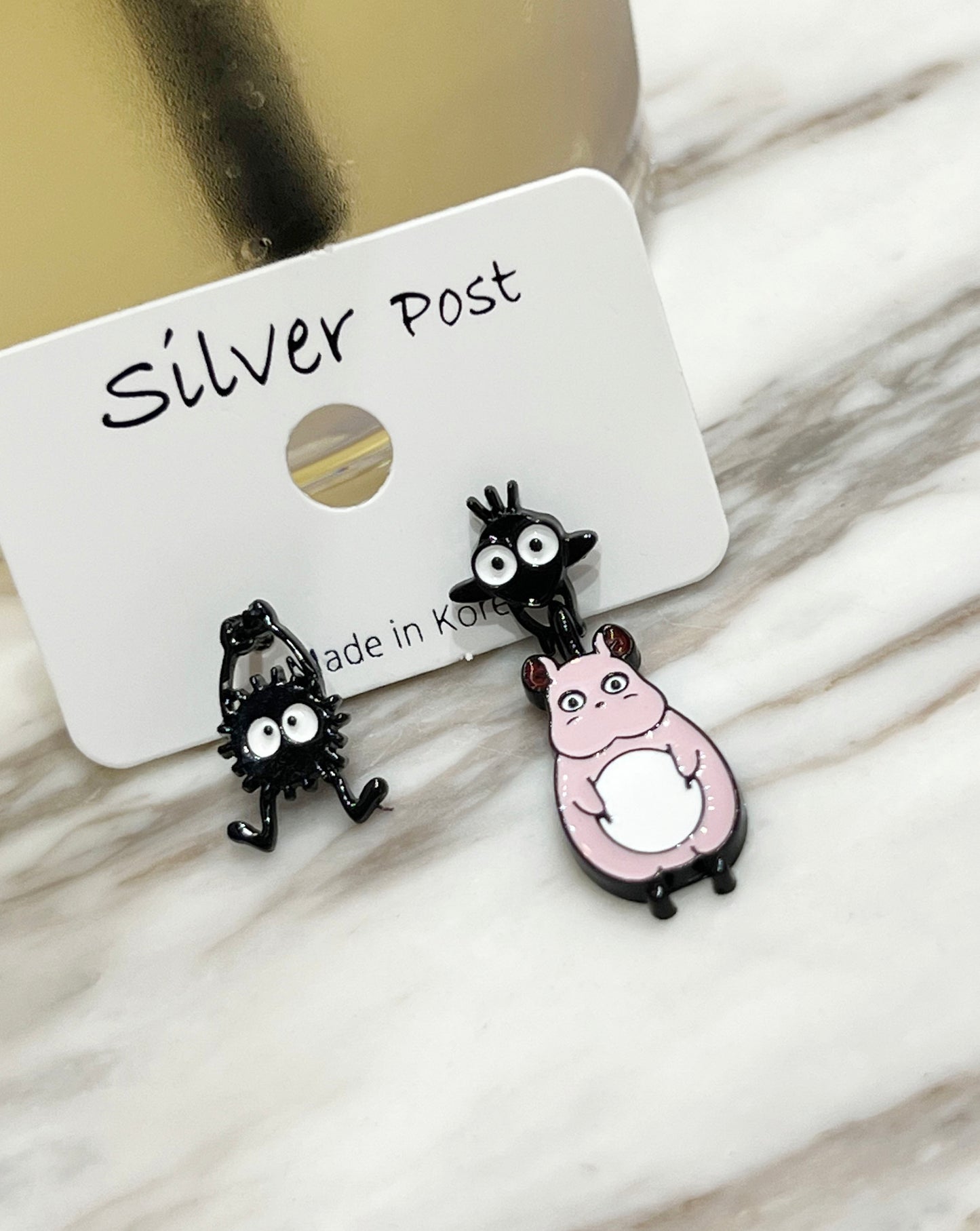 My neighbor Totoro dangle stud earrings, Totoro and Susuwatari Earrings ,Totoro drop earrings, Ghibli Studio earrings