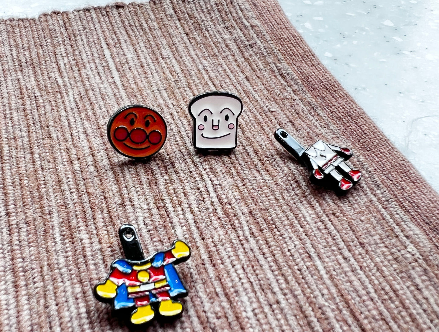 Cute One Anpanman and Shokupanman two ways earrings, Dokinchan and Baikinman two ways drop earrings, Kawaii  earrings