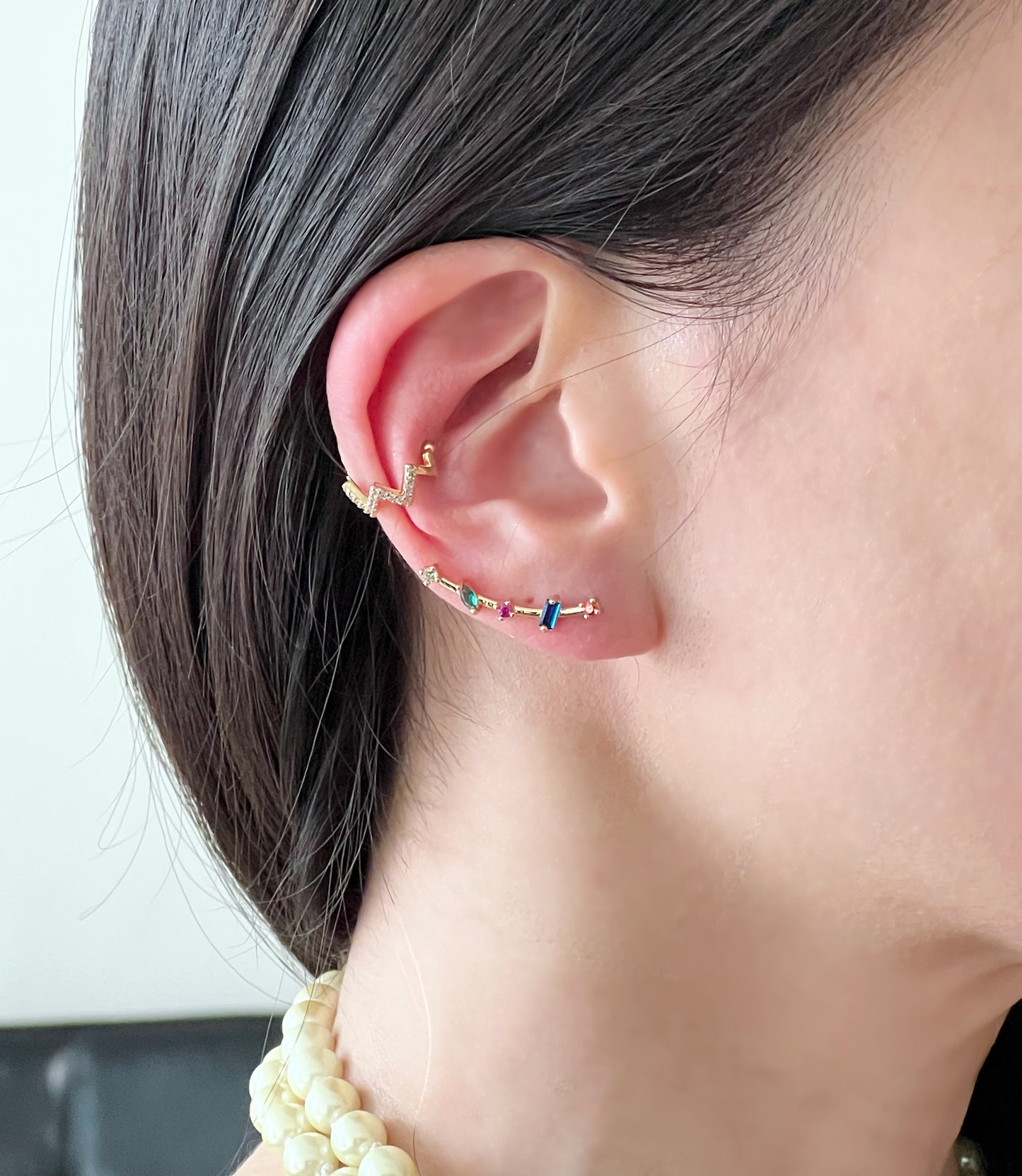 Cubic zig zag line ear cuff, cubic line ear cuff ,non pierced conch ear cuff Conch pearl earrings  Huggie ear cuff