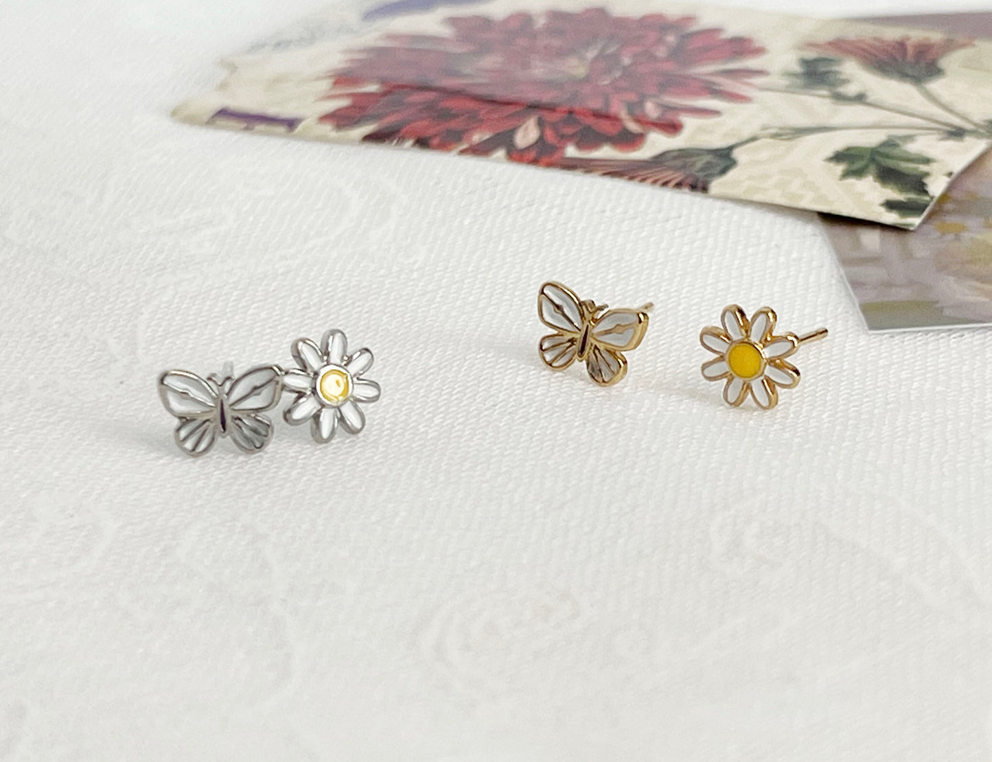 Tiny and Cute butterfly and daisy flower earrings