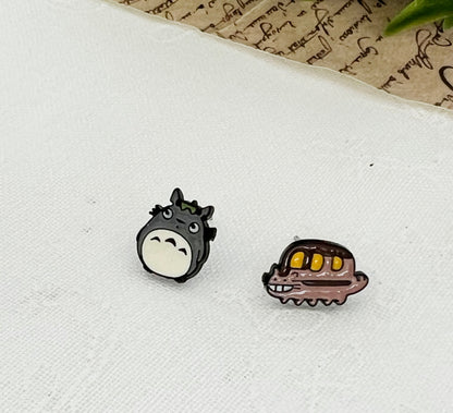 Ghibli Studio Earrings, Totoro and  Nekobasu unbalance earrings ,My neighbor Totoro cat bus earrings, cute character earrings Japanese Anime