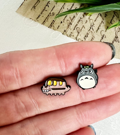 Ghibli Studio Earrings, Totoro and  Nekobasu unbalance earrings ,My neighbor Totoro cat bus earrings, cute character earrings Japanese Anime