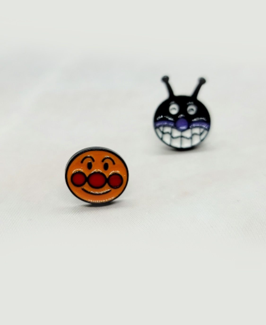 Cute Anpanman and Baikinman unbalance earrings, Kawaii  earrings