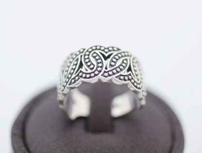 925 Sterling Silver Delicate linked open Hearts ring