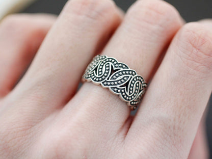 925 Sterling Silver Delicate linked open Hearts ring