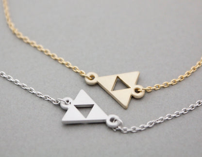 Legend of Zelda Triforce bracelet in 2 colors , game jewelry