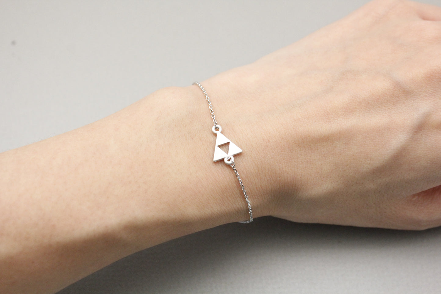 Legend of Zelda Triforce bracelet in 2 colors , game jewelry