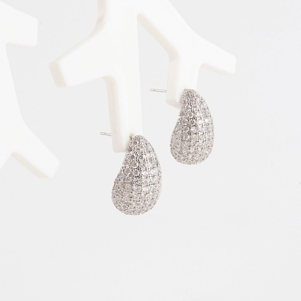 Cubic setting water drop bold earrings, tear drop statement earrings,wedding earrings