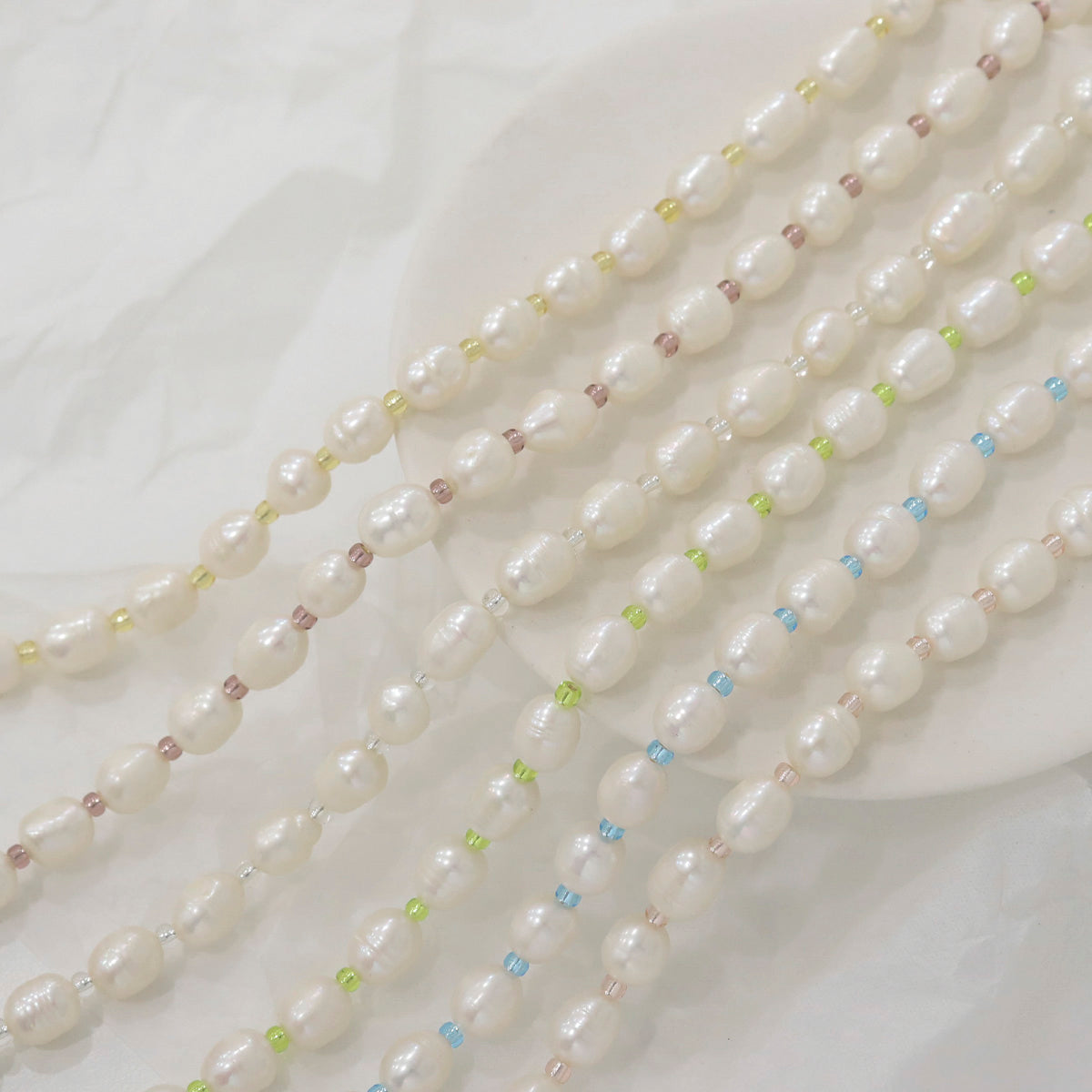 Genuine Freshwater Pearl and czech glass beads choker necklace,Pearl layered necklace ,Slightly Irregular Shape Oval Round,simple daily pearl necklace