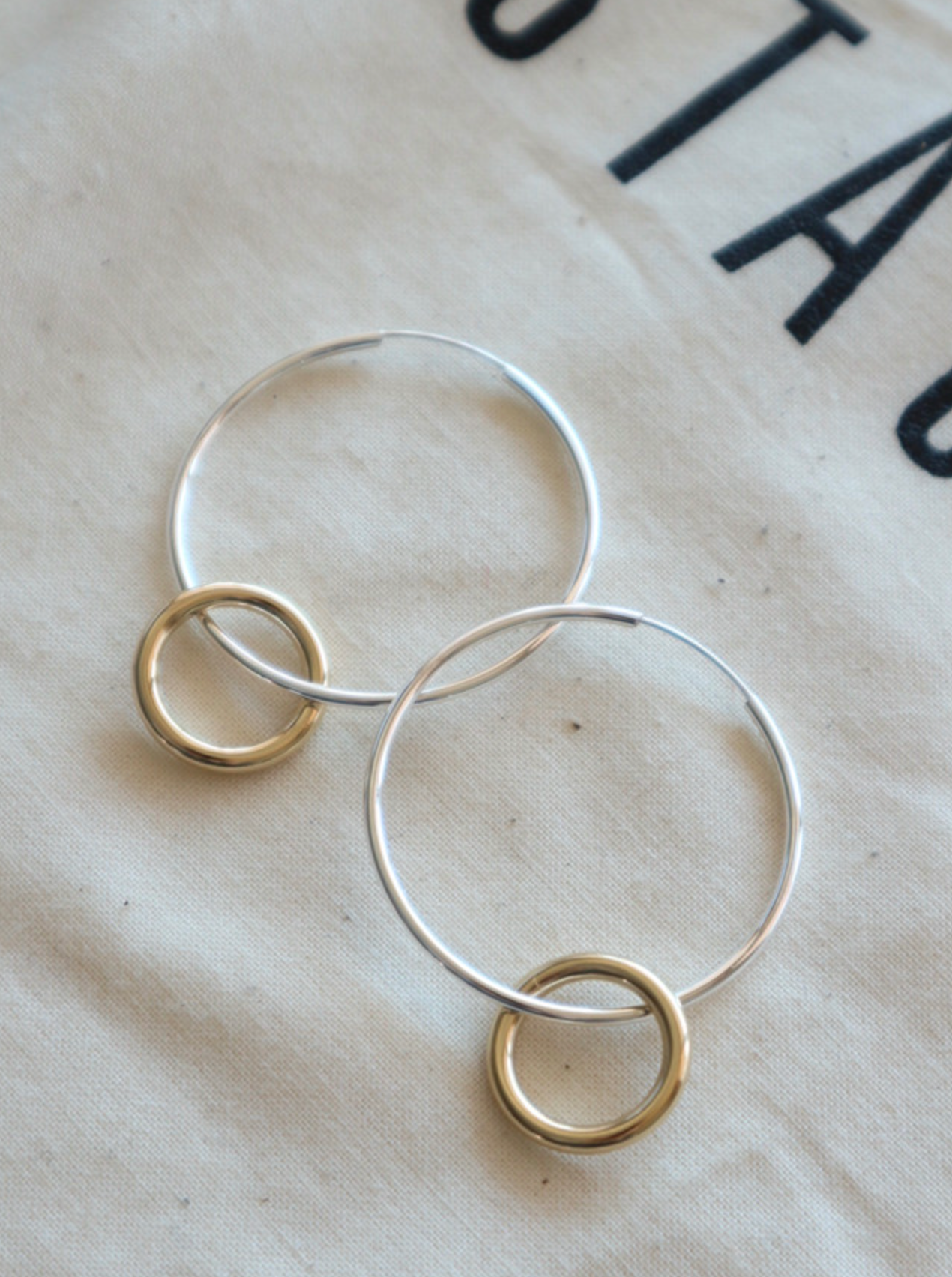 925 sterling silver Two Tone Linked Circles Earrings, Double Circle hoop earrings,Large Hoop Earrings