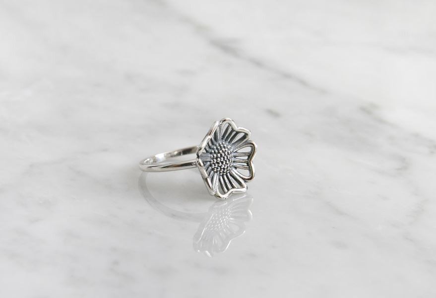 925 sterling silver Daisy flower Statement ring