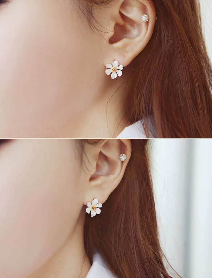 White Daisy flower Earrings