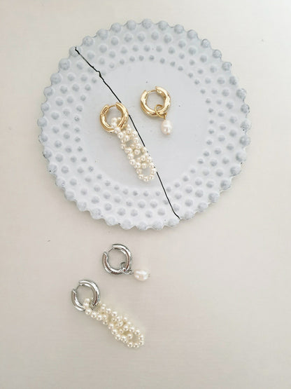 Linked pearl hoop earrings, pearl huggie earrings, unbalanced hoop earrings, dangle pearl hoop earrings