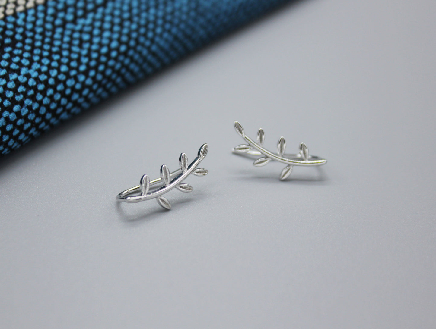 Leaf ear pin, Botanical Earrings, Branch Ear Crawlers, Olive Leaf Earring, Olive Leaf ear Crawlers,Leaf Ear Cuff, Botanical Climber