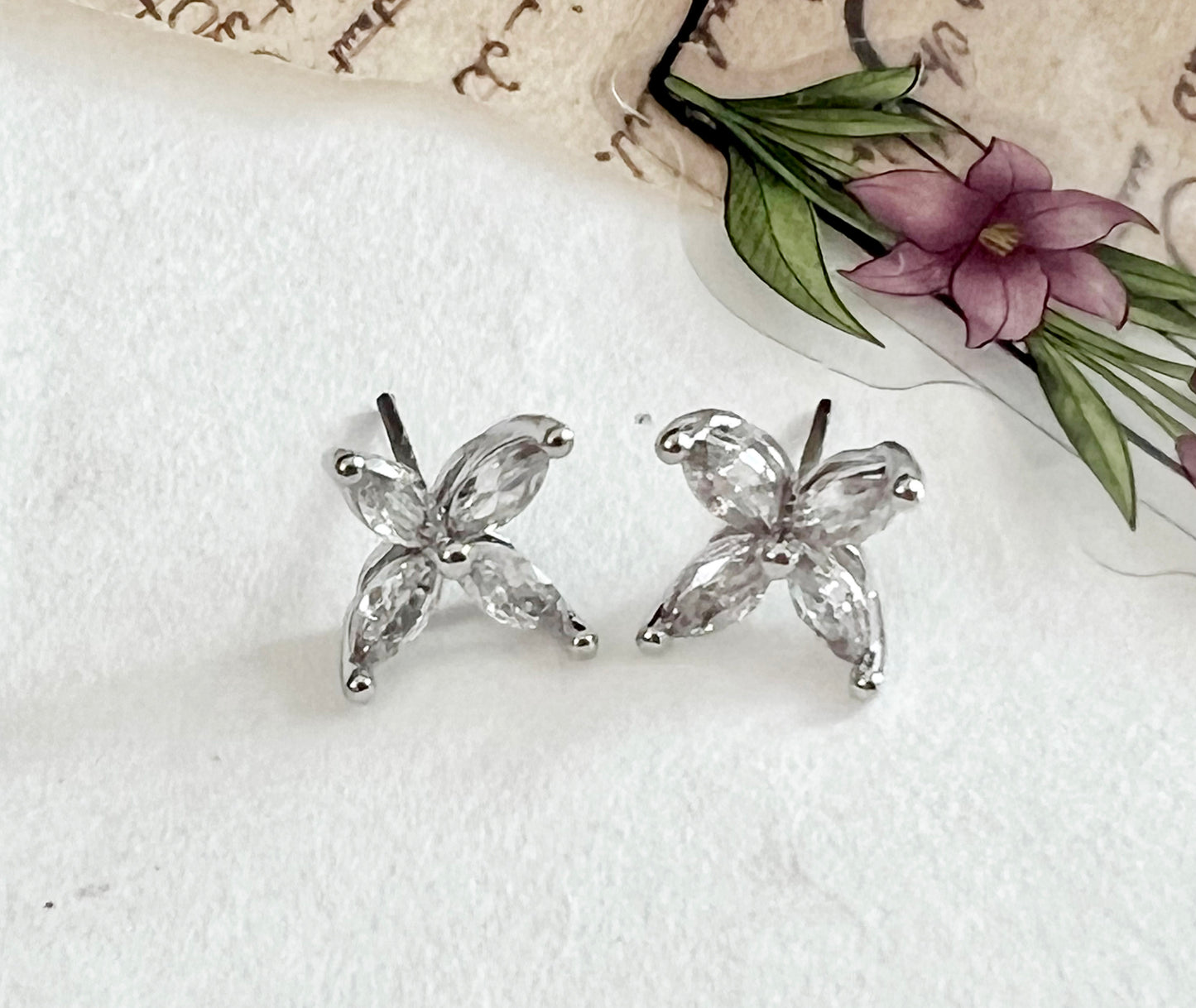 Cubic flower stud earrings, Daily Flower cubic earrings, Delicate Petal Flower earrings Botanical Earrings