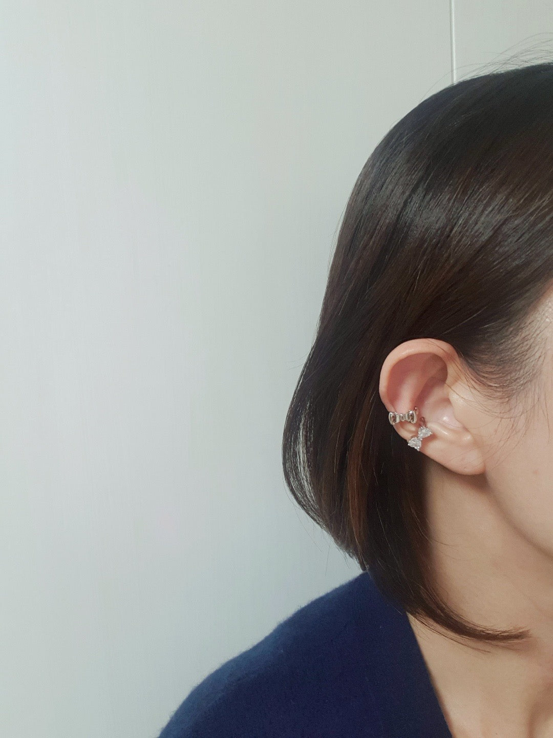 Set of 2 Cubic Bow Ear cuff, Bow Non Piercing Ear Cuffs, Ribbon ear wrap earrings, conch earrings