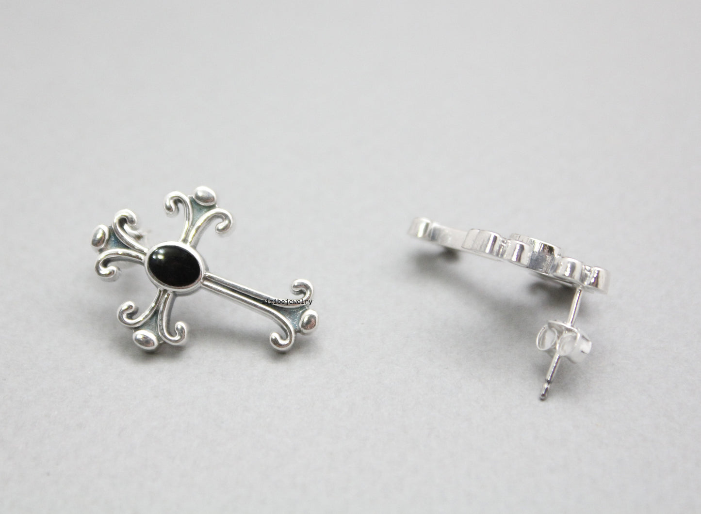 925 sterling silver  Antique Cross Onyx statement stud earrings