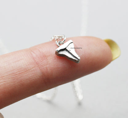 925 Sterling Silver Shark Tooth Necklace , N0780S