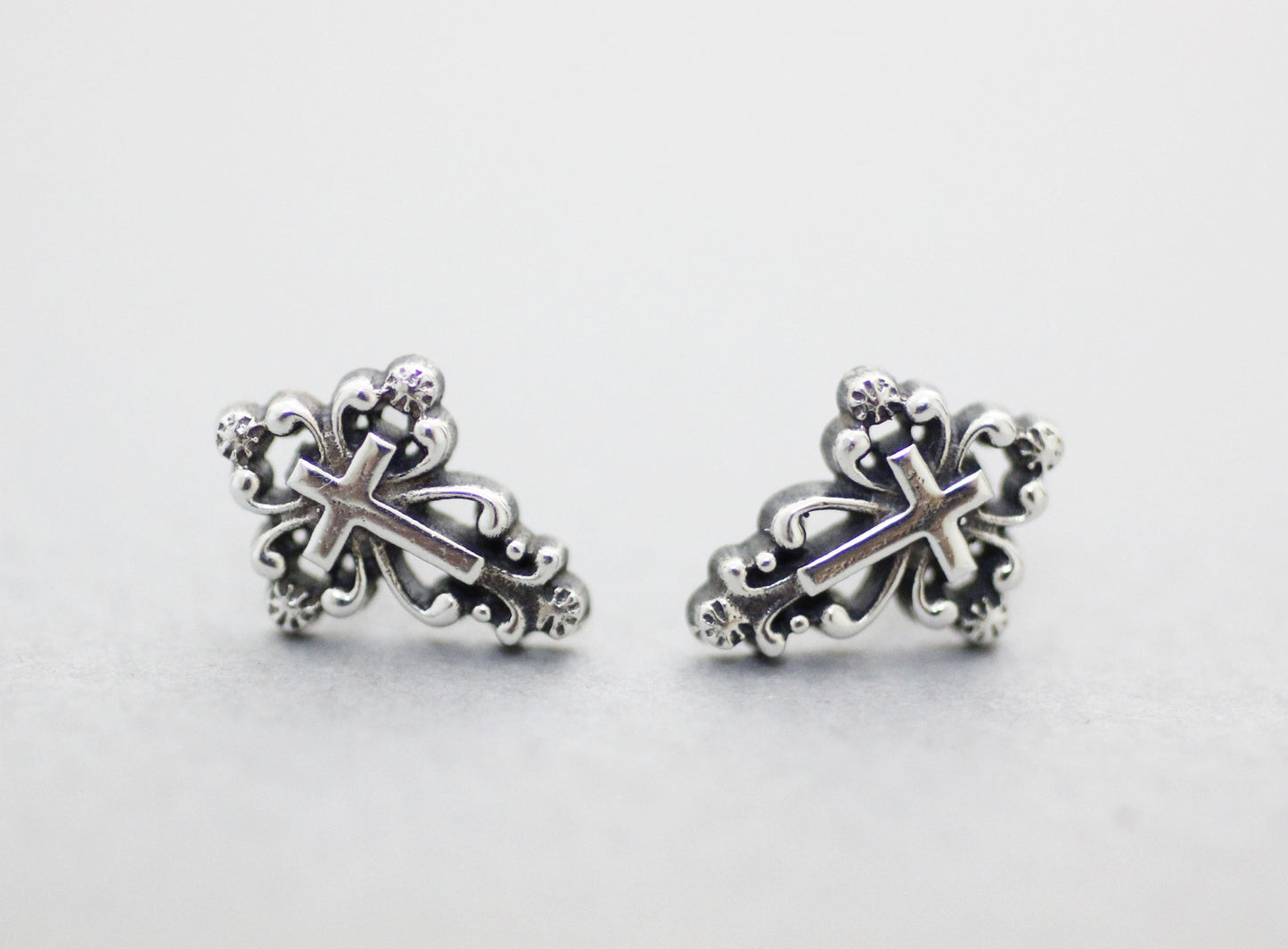 925 Sterling silver Antique Cross Stud Earrings