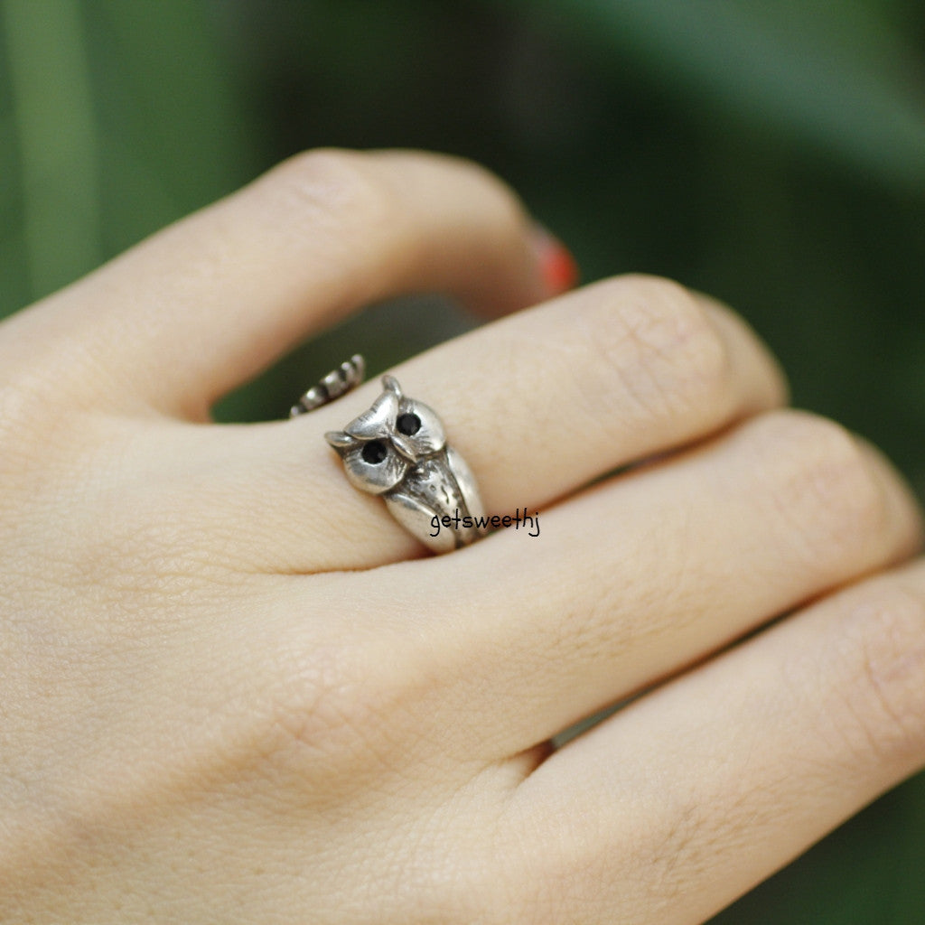 Cute owl Wrap Ring in burnished brass antique silver