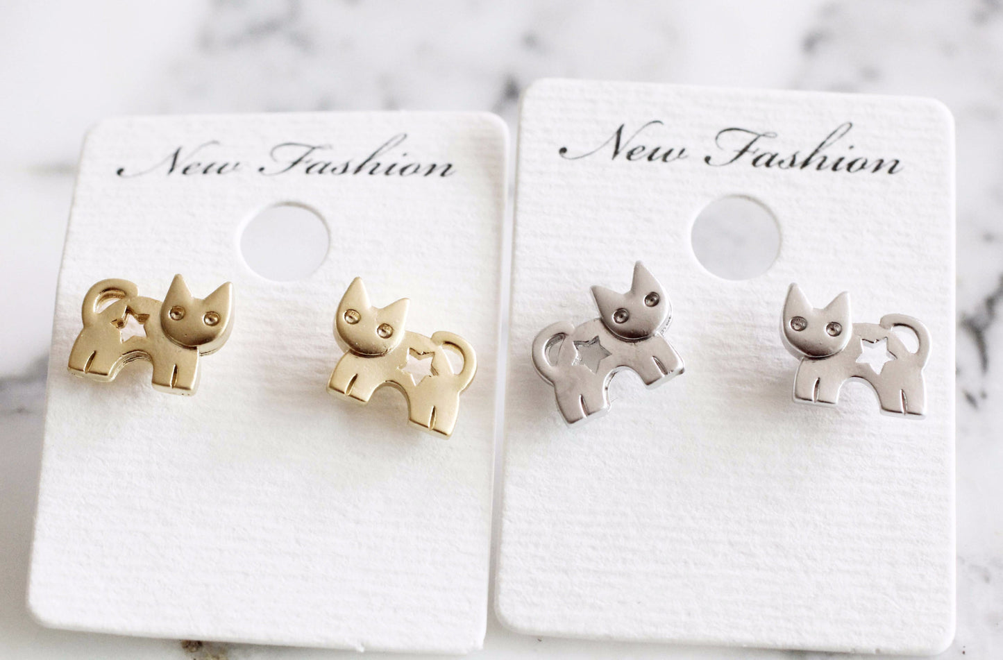 Cute Kitty cat stud earrings in 2 colors