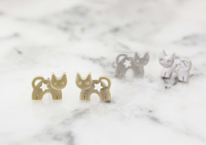 Cute Kitty cat stud earrings in 2 colors