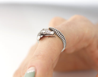 Antique style Alligator or Crocodile Adjustable Wrap Ring, R0275S