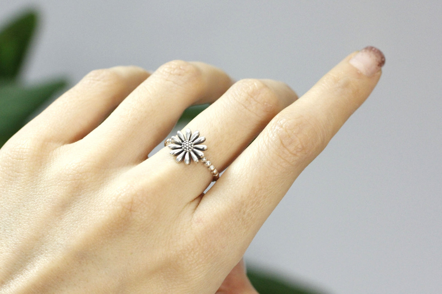 925 sterling silver Big Daisy flower statement  ring