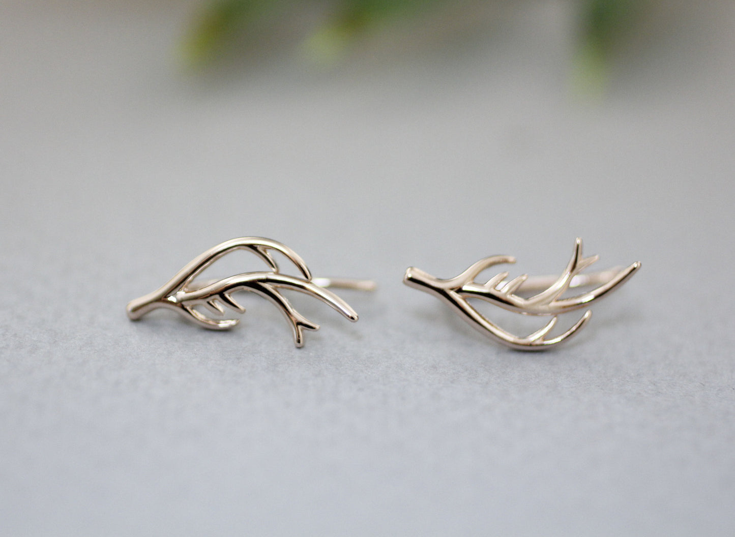 Deer Antler Earrings, Deer horn Ear pin, stag Ear climber, horn Ear Crawler, horn earrings