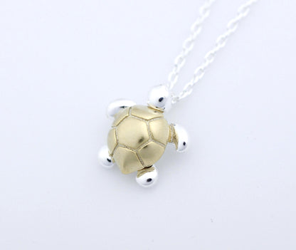 Tiny Turtle pendant necklace in gold / silver