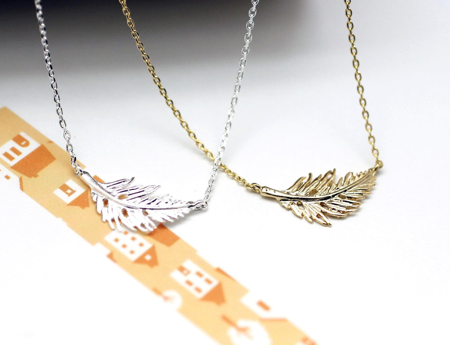 Feather Leaf Necklace in Gold / Silver,(925 sterling silver/plated over Brass) N0389K