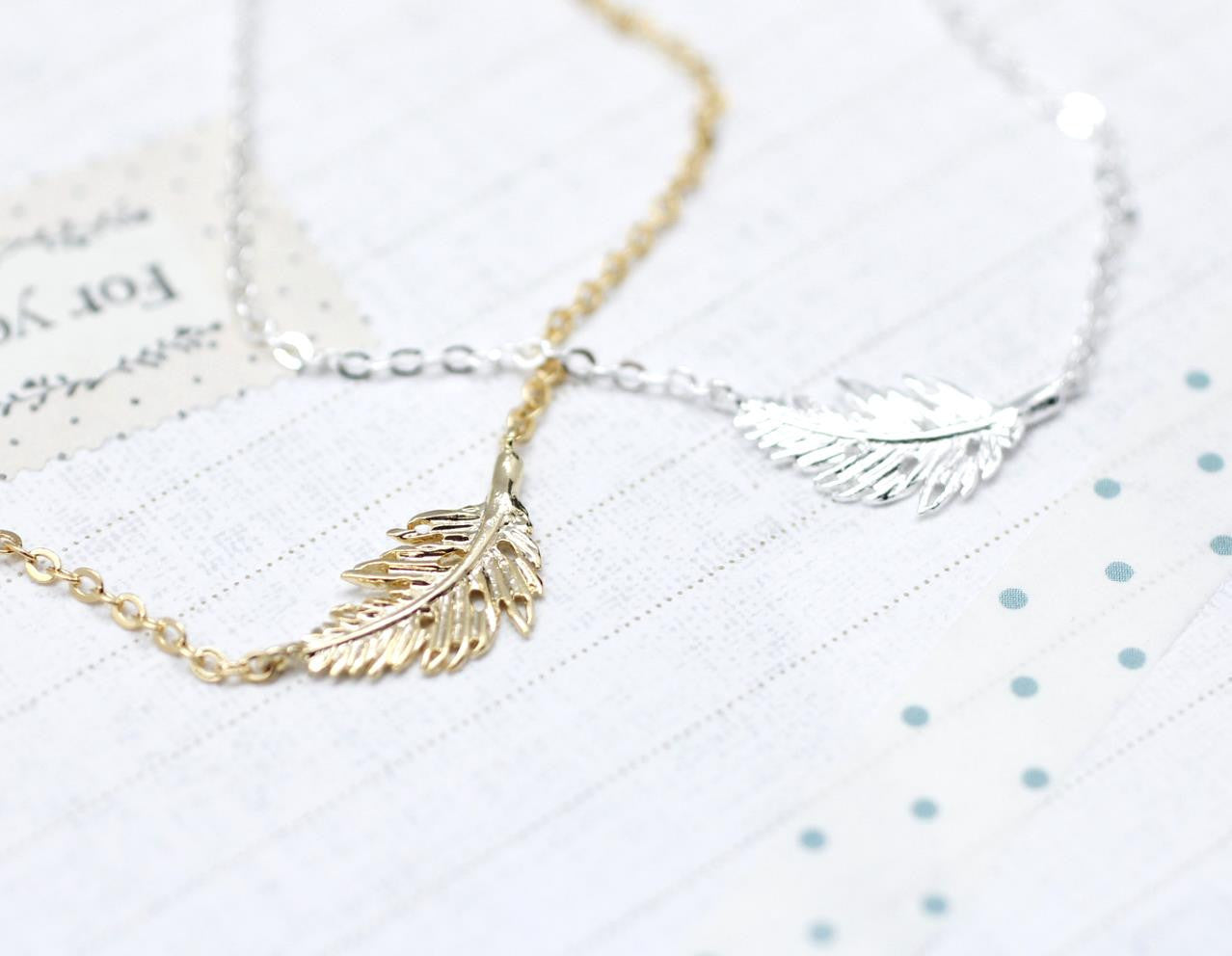 Feather Leaf Bracelet in Gold / Silver