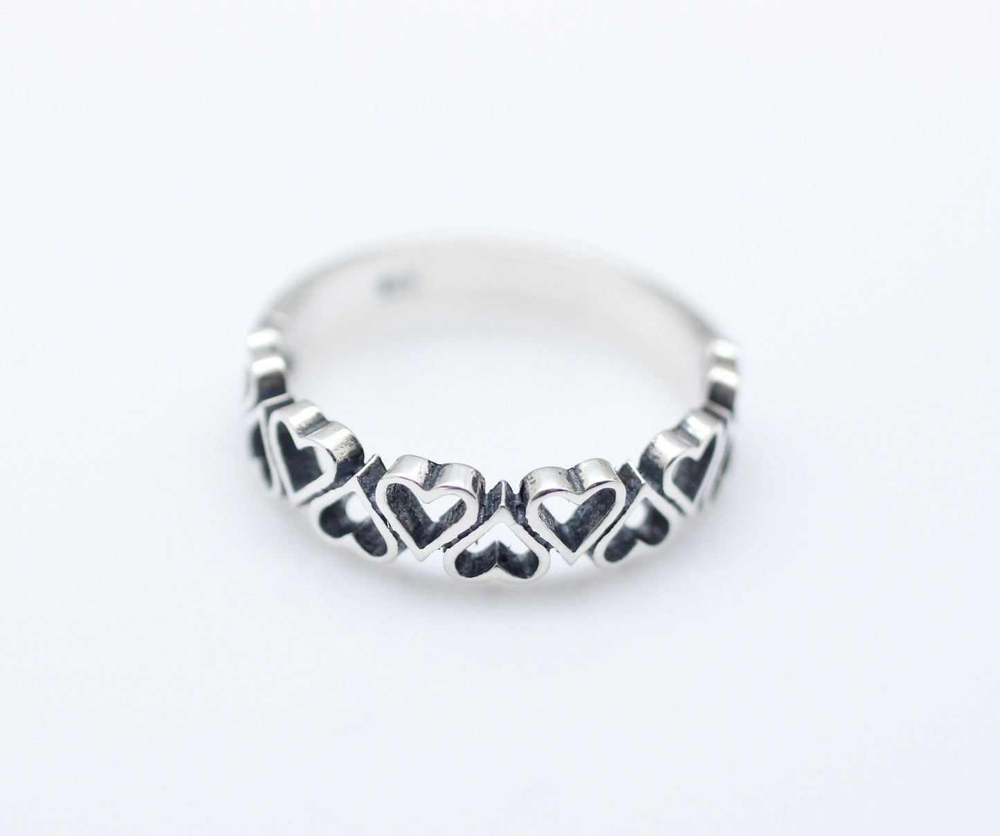 925 Sterling Silver Delicate Cut out Heart Line  ring