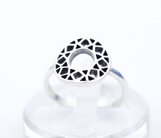 925 Sterling Silver Circle Stacking Ring -geometric ring