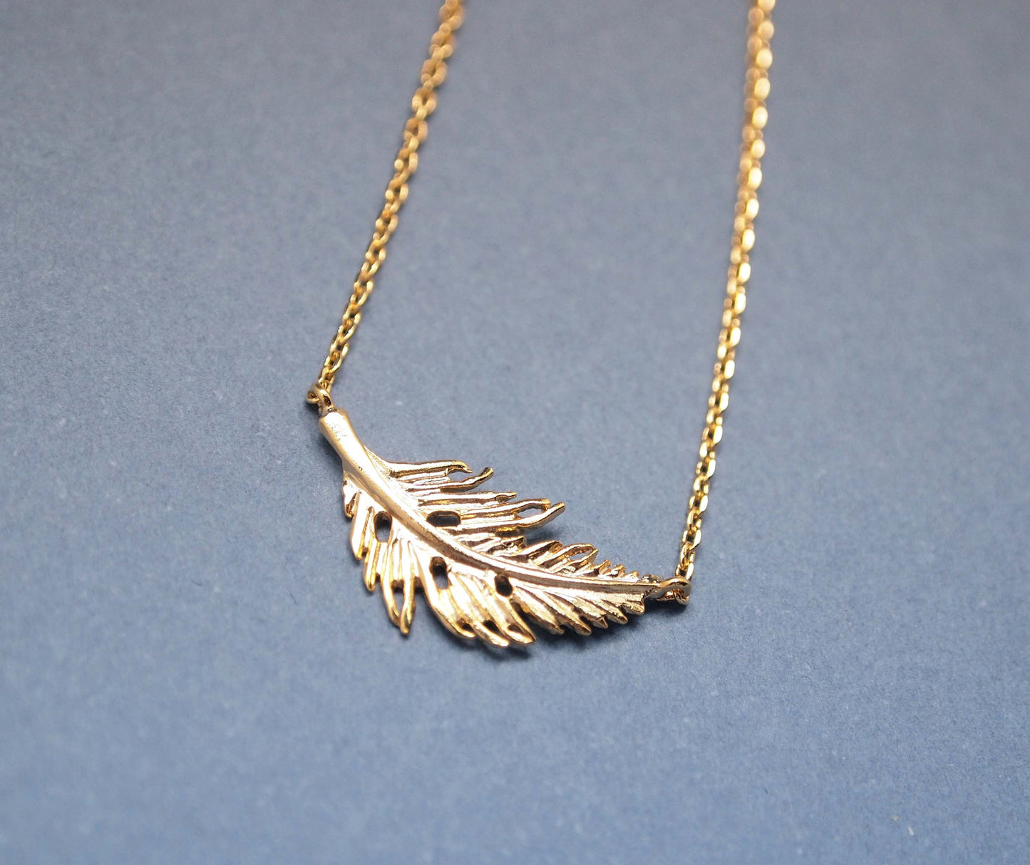 Feather Leaf Necklace in Gold / Silver,(925 sterling silver/plated over Brass) N0389K