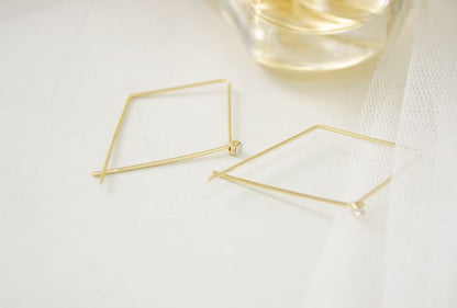 Cubic point Rhombus Hoops, Diamond Shaped Hoops, Geometric Jewelry,  Rhombus Ear Threader , 3 colors
