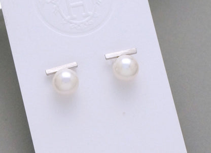 925 sterling silver Tiny square Pipe Bar with Pearl stud earrings