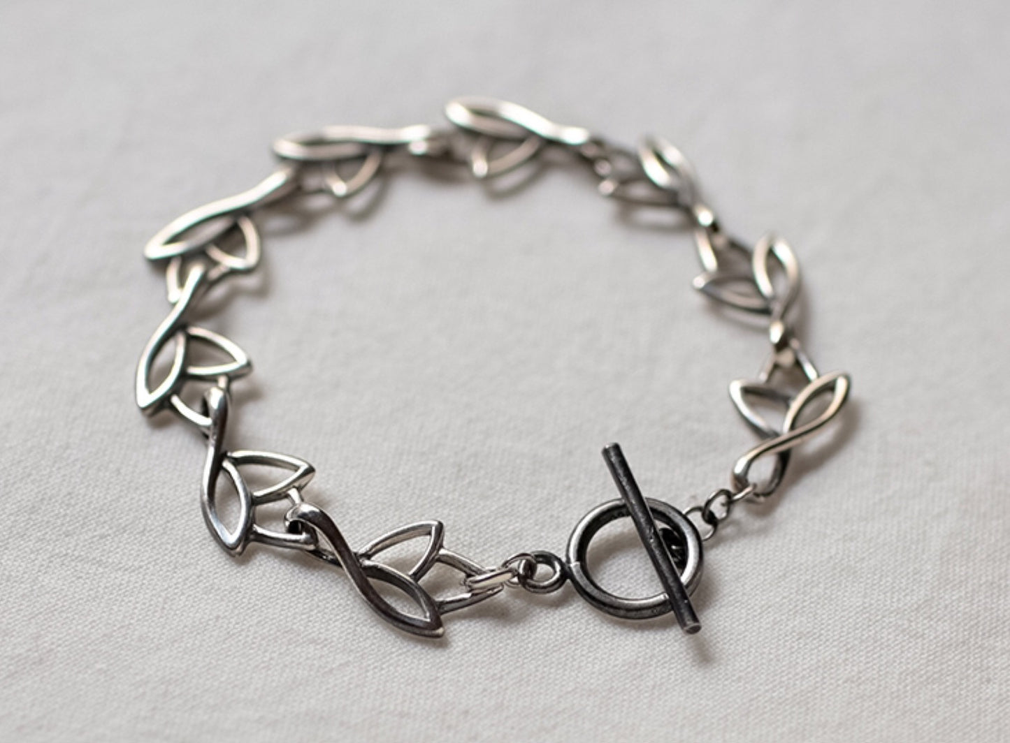 925 sterling silver dainty Leaves linked chain bracelet