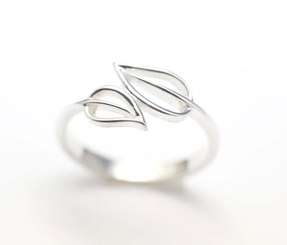 925 Sterling Silver Delicate Leaf ring